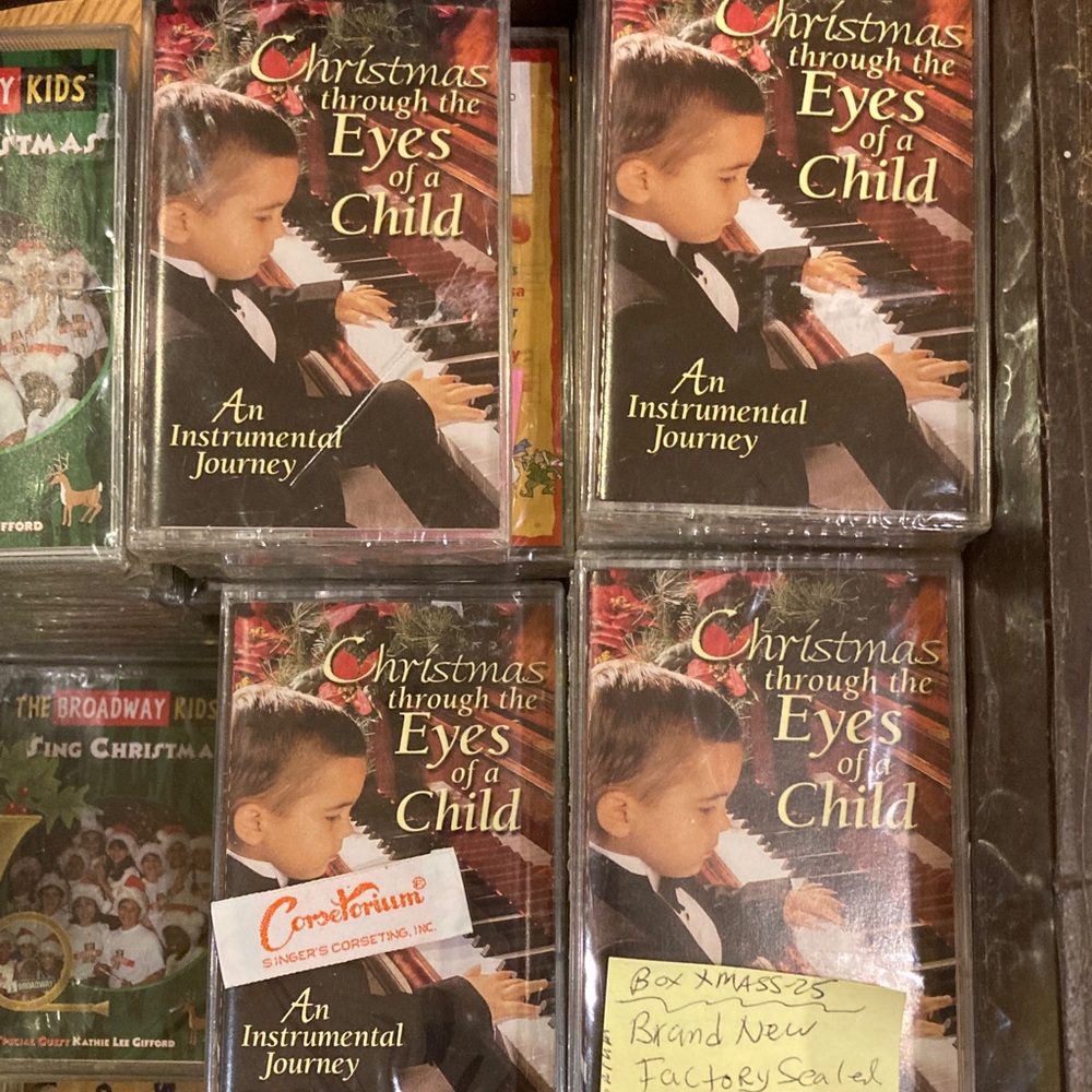 Christmas through the Eyes of a child Cassette new